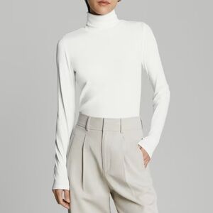 Abercrombie and Fitch white turtleneck